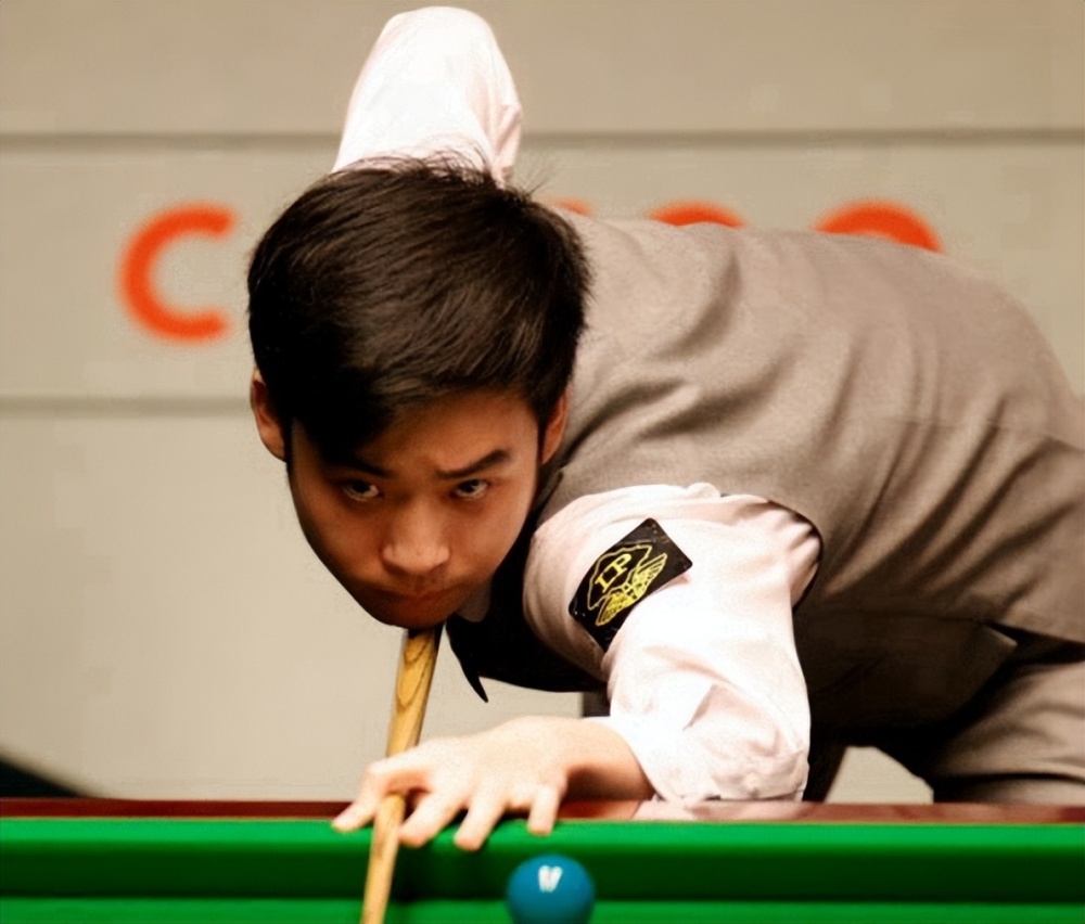 运动员继续 运动员继续